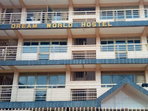 Dream World Hostel - MAK